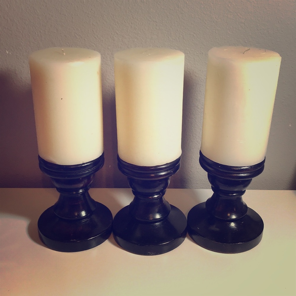 Trio candle holder with candles